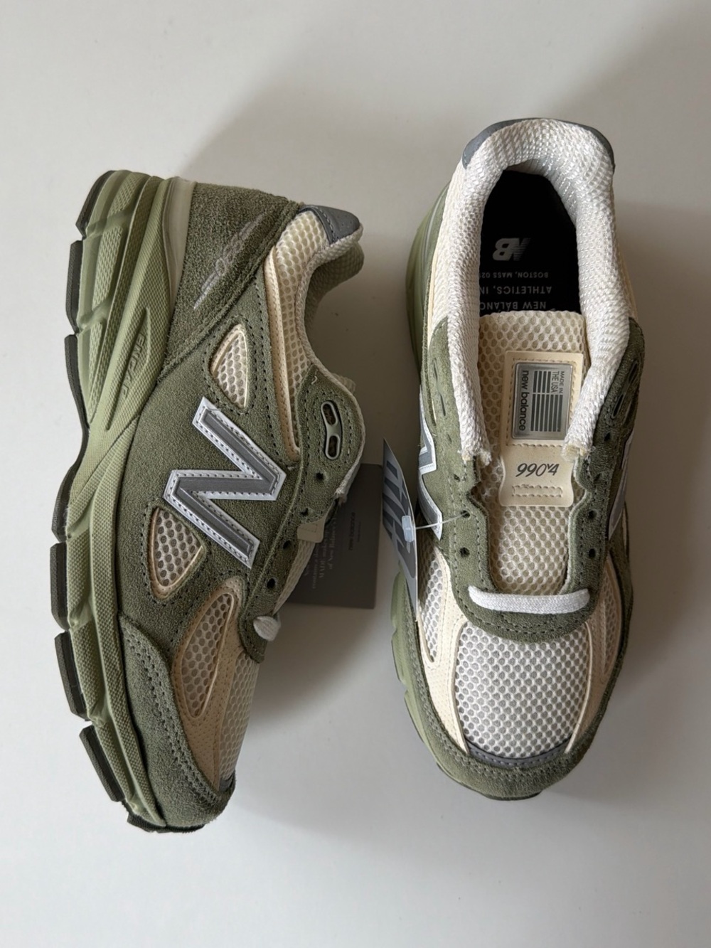 New Balance Men’s Sneakers in Olive Green and Cream
